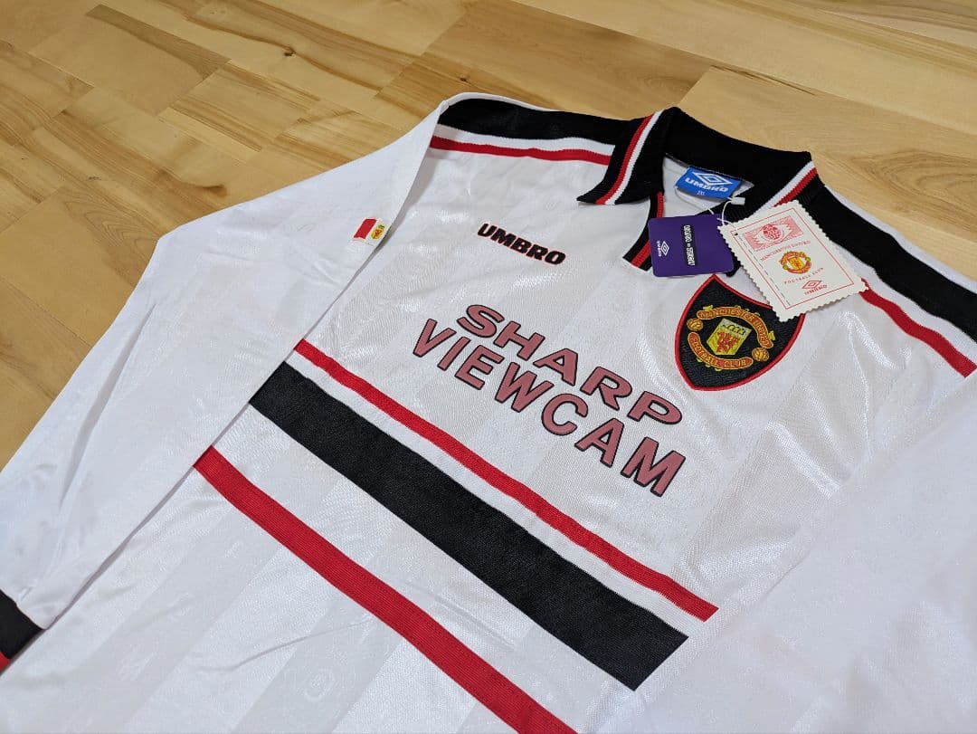 ウェア Umbro Manchester United 97/99 Away