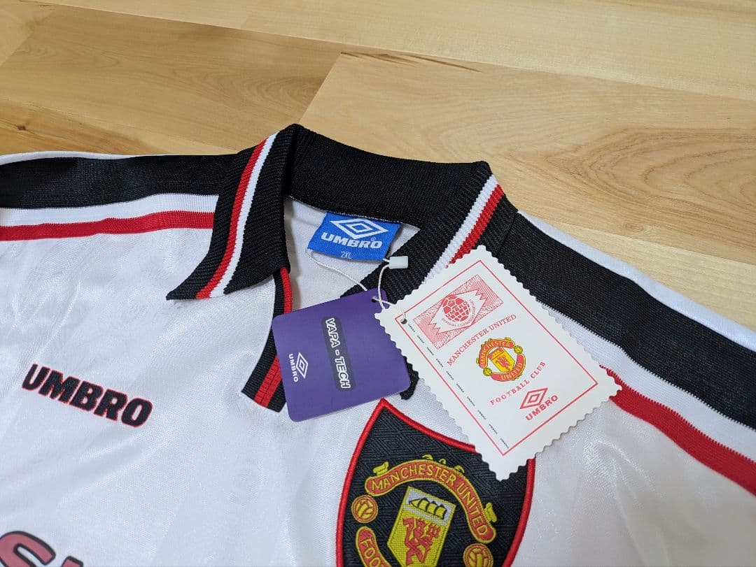 ウェア Umbro Manchester United 97/99 Away