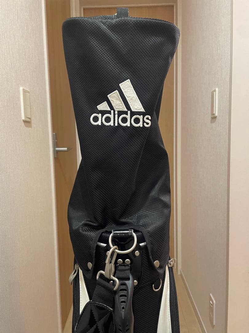 adidas キャディバッグ 黒/白