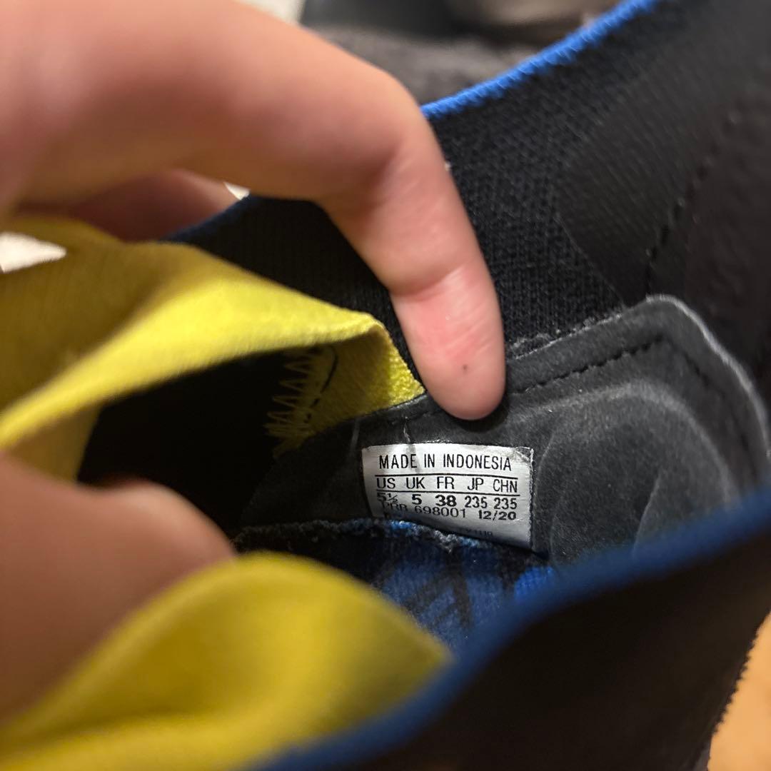 adidas PREDATOR FREAK.1 FG サッカースパイク　23.5