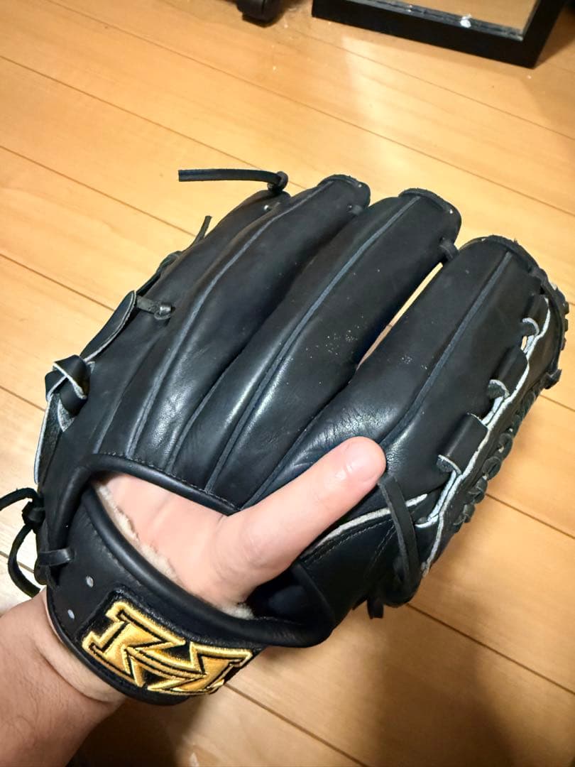 未使用品 ハイゴールド 硬式グローブ 型付け済 投手・オールラウンダー用