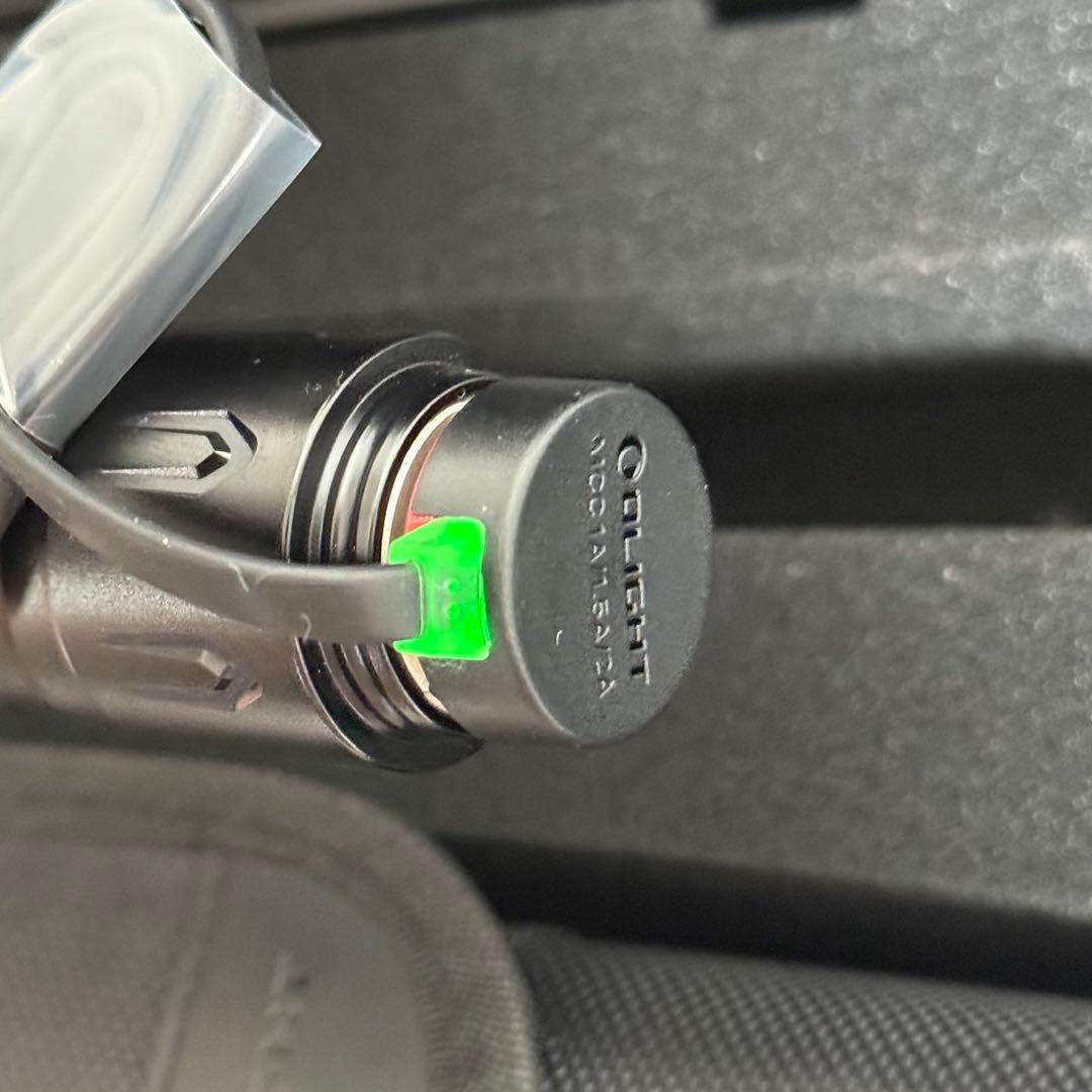 Olight Javelot Pro 2 フルセット！新品充電器＆ハードケース