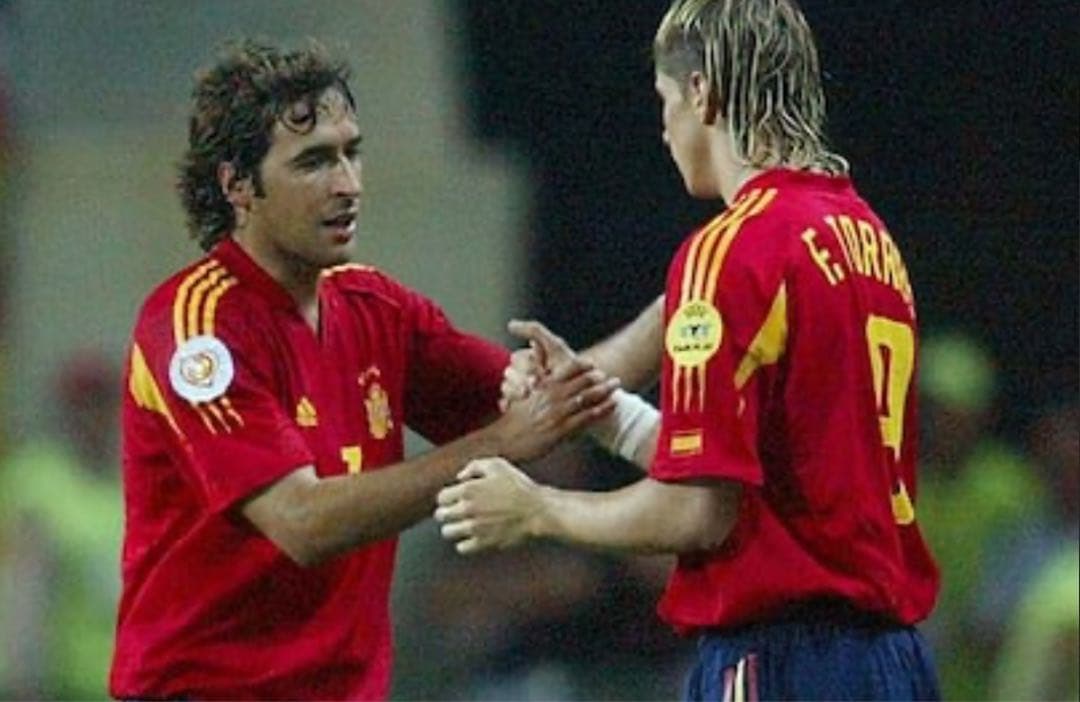 スペイン代表 #7 ラウル ユーロ2004パッチ付 オーセンティック 長袖
