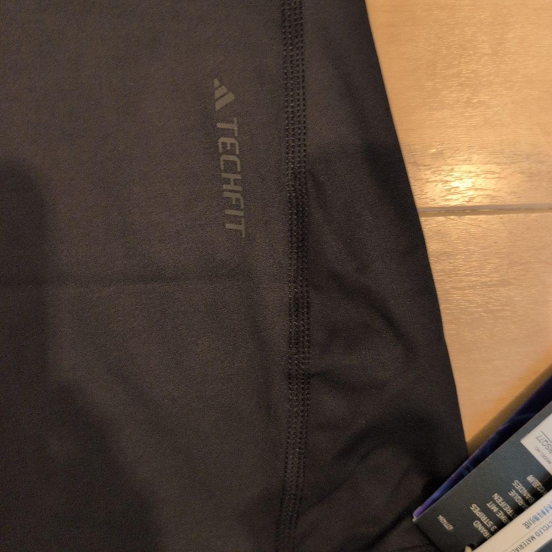 アディダス　テックフィット コントロール × RHEON™
