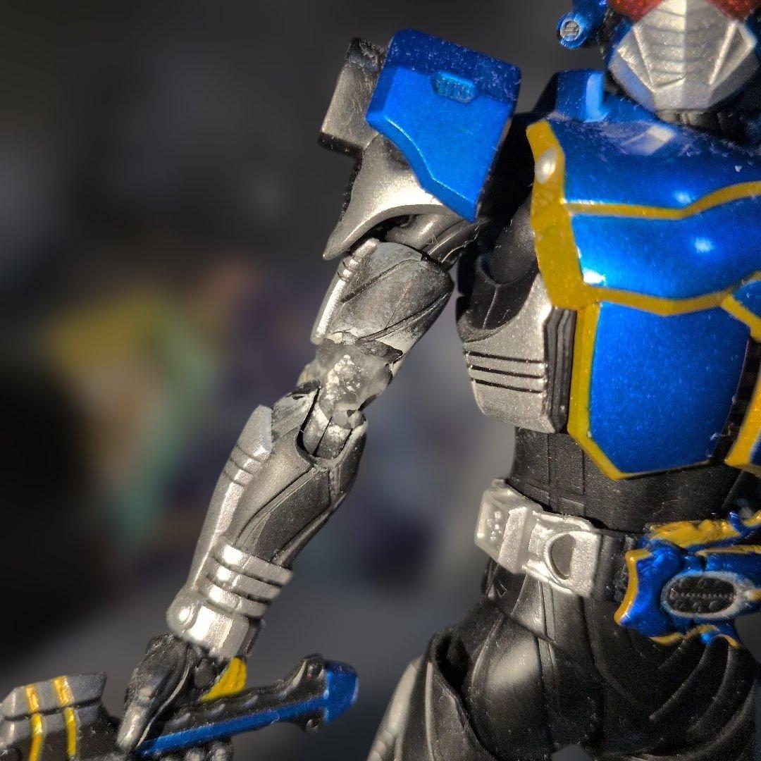 S.H.Figuarts（真骨彫製法） 仮面ライダーガタック ライダーフォーム