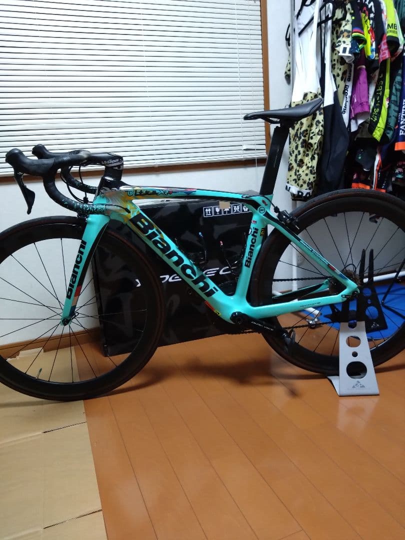 Bianchi oltre XR4　フルーネウェーネヘン シグネチャーモデル