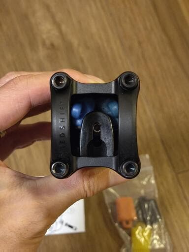 Redshift SHOCKSTOP Pro ステム 90mm +/-6°