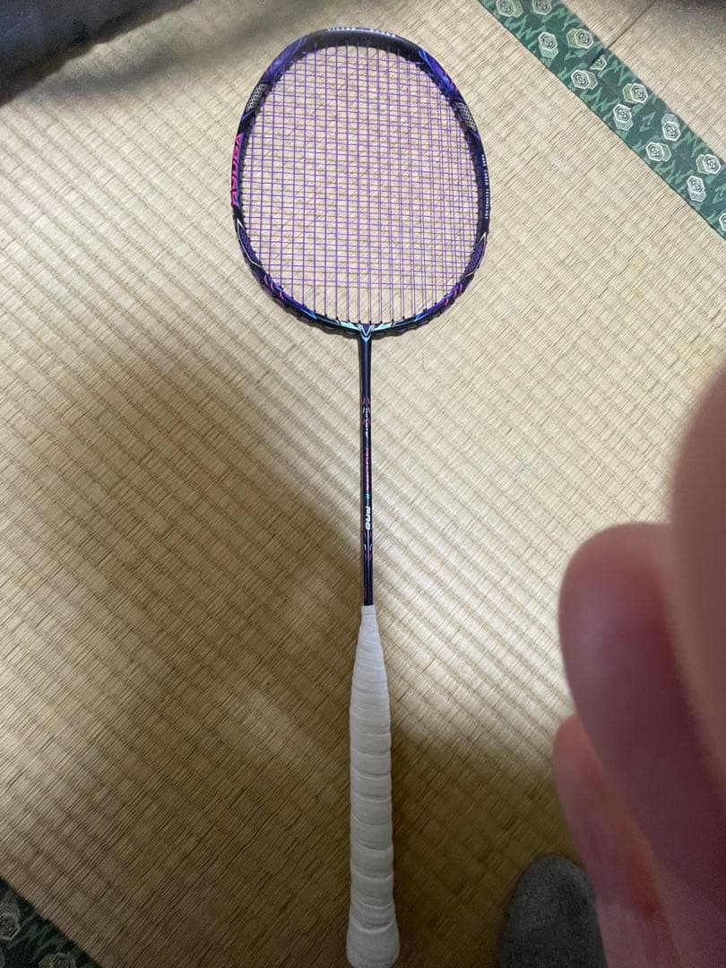 奈良岡功大選手使用ラケットヴィクターバドミントンラケット
