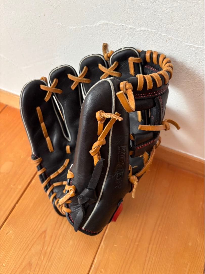 Mizuno 少年軟式グローブ 黒/赤 左投げ用