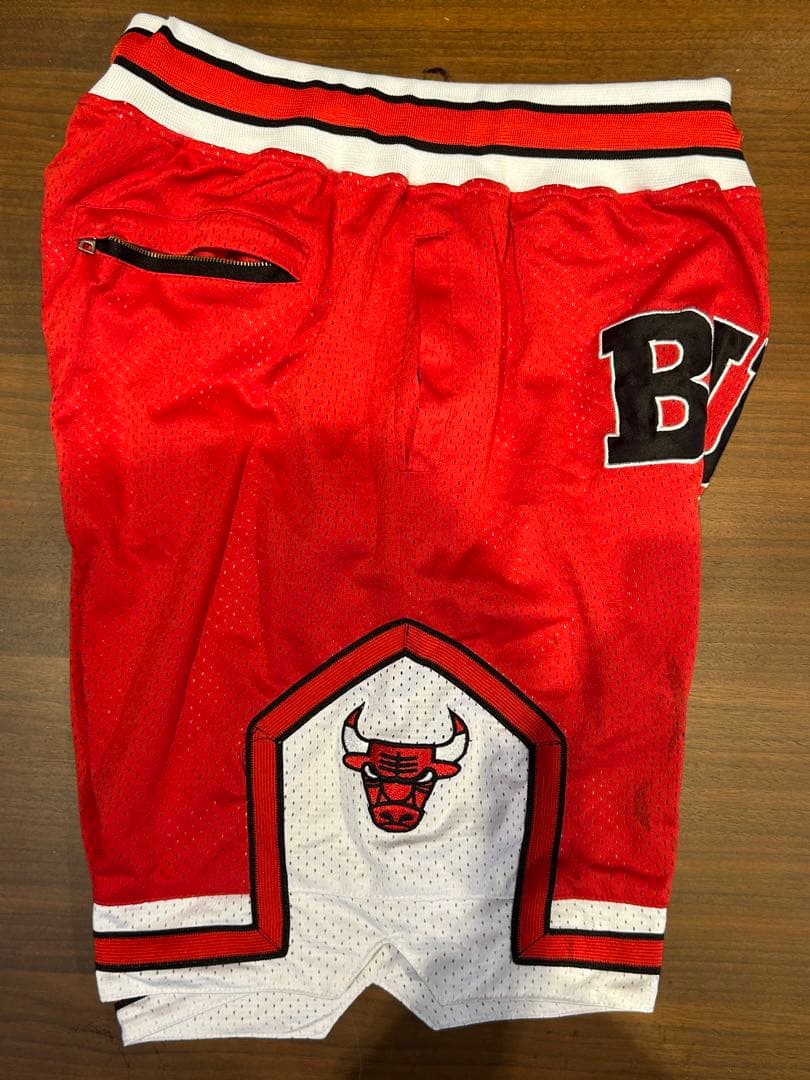 JUST DON SHORTS CHICAGO BULLS XLサイズ