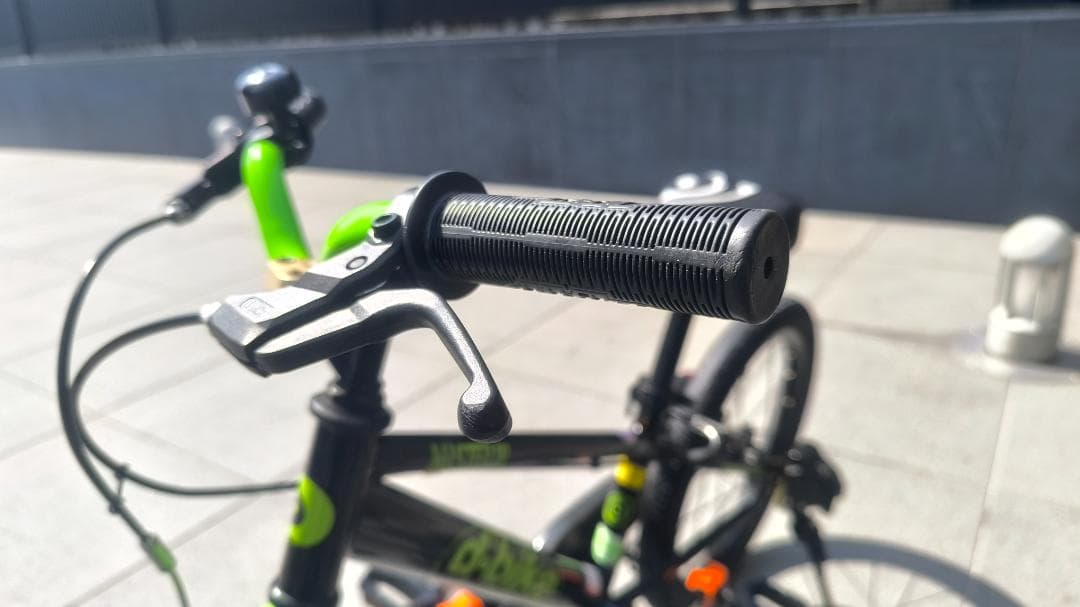 d-bike Master III 18インチ BK / GR 子供用自転車