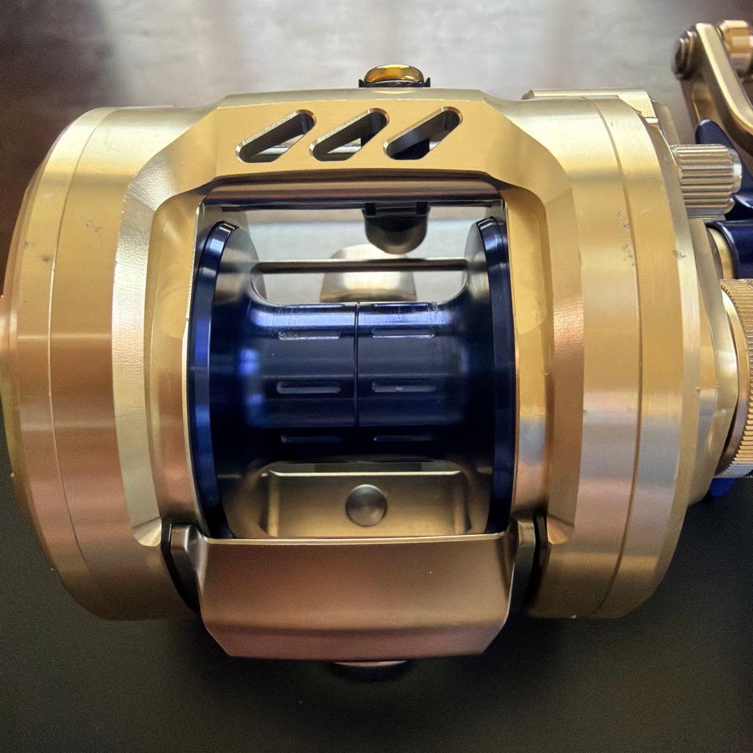 DAIWA MILLIONAIRE BASARA 両軸リール200H右ハンドル