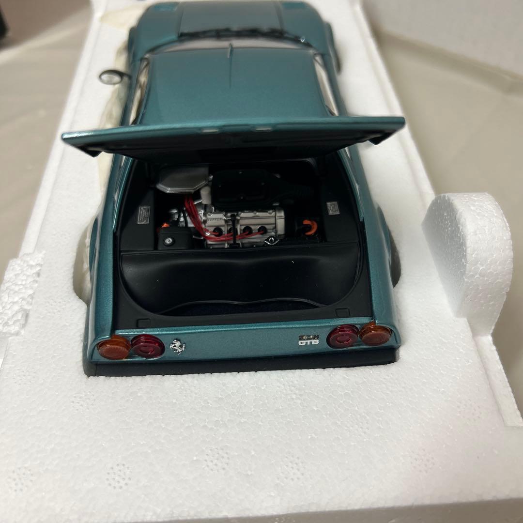 京商1/18 フェラーリ308GTB 1975 パリ•サロン•デビューバージョン