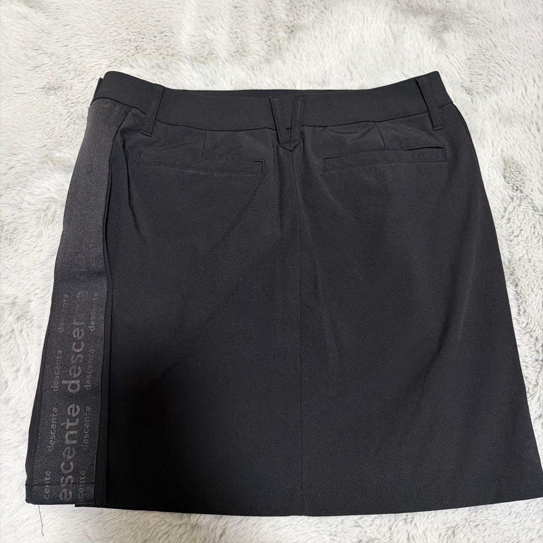 【美品】DESCENTE レディース ゴルフスカート ブラック　L