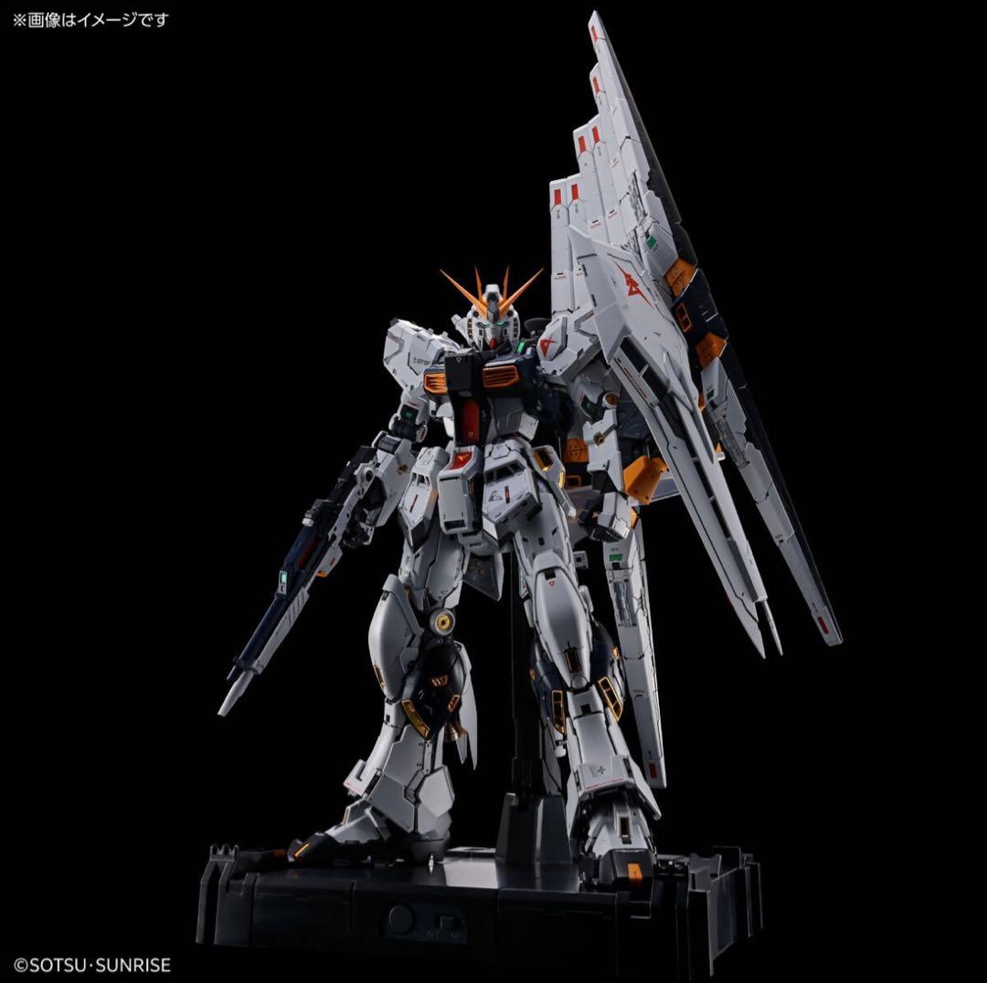 ロボット BANDAI PG UNLEASHED RX-93 v GUNDAM