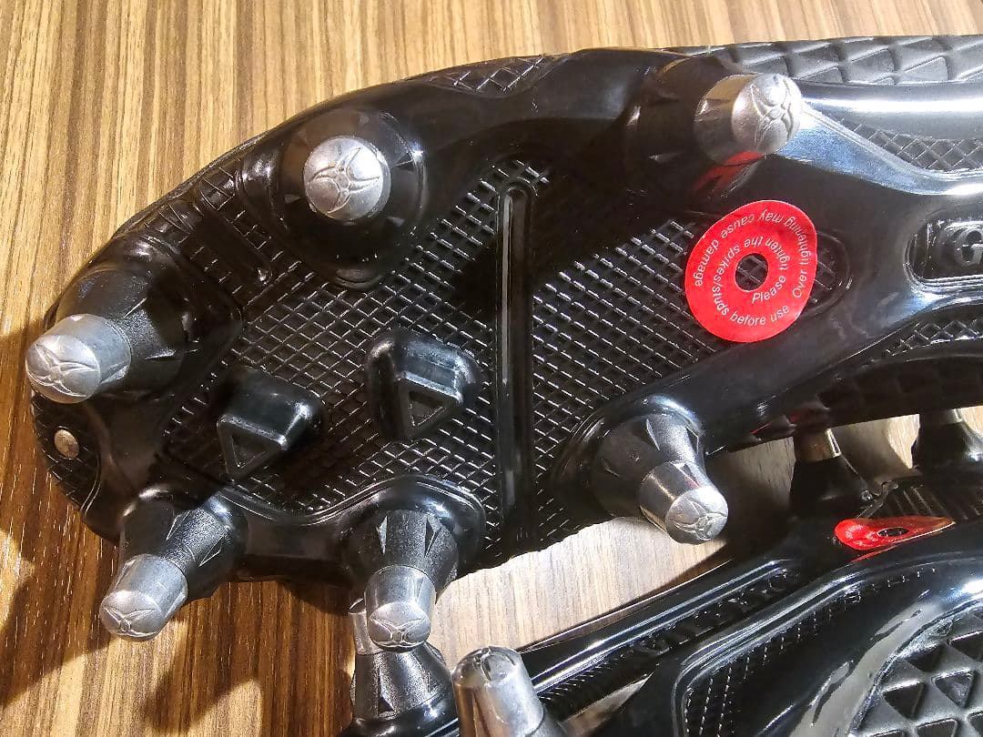 ギルバート　KAIZEN　ラグビースパイク　UK10
