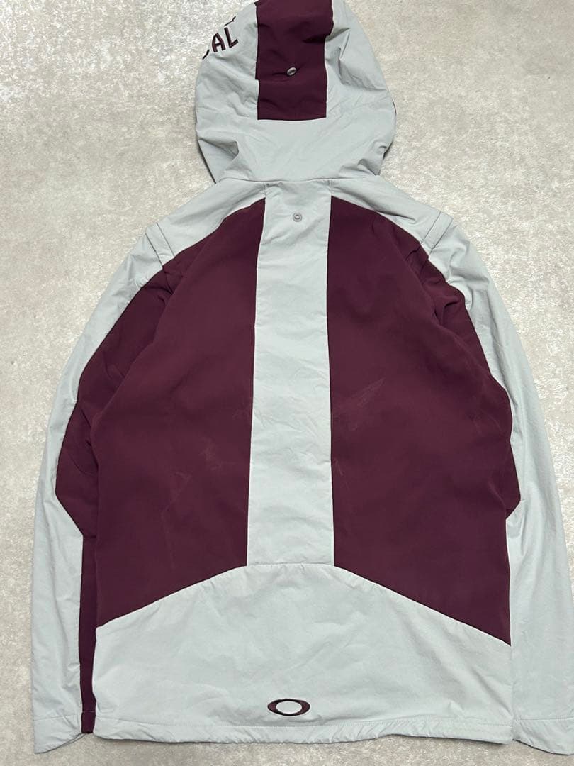 極美品 OAKLEY 2WAY ウインドジャケット　吸湿発熱　M