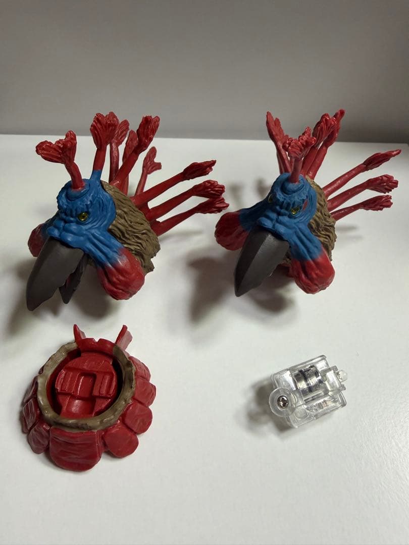 ウルトラマン　アルティメットルミナス　バードン
