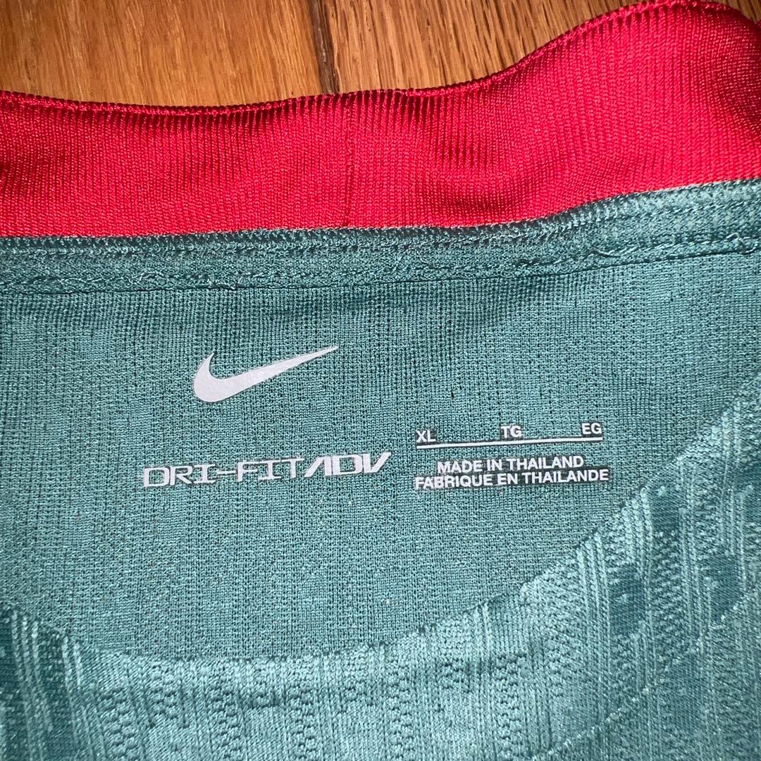 リヴァプール 1番アリソン・ベッカー選手 トレーニングウェア NIKE
