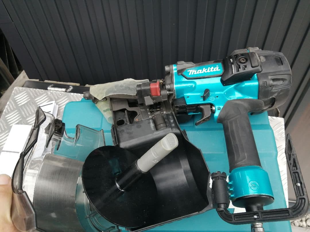 マキタ 釘打ち機 AN934HM 高圧釘打ち機 エア工具 大工 職人 現場