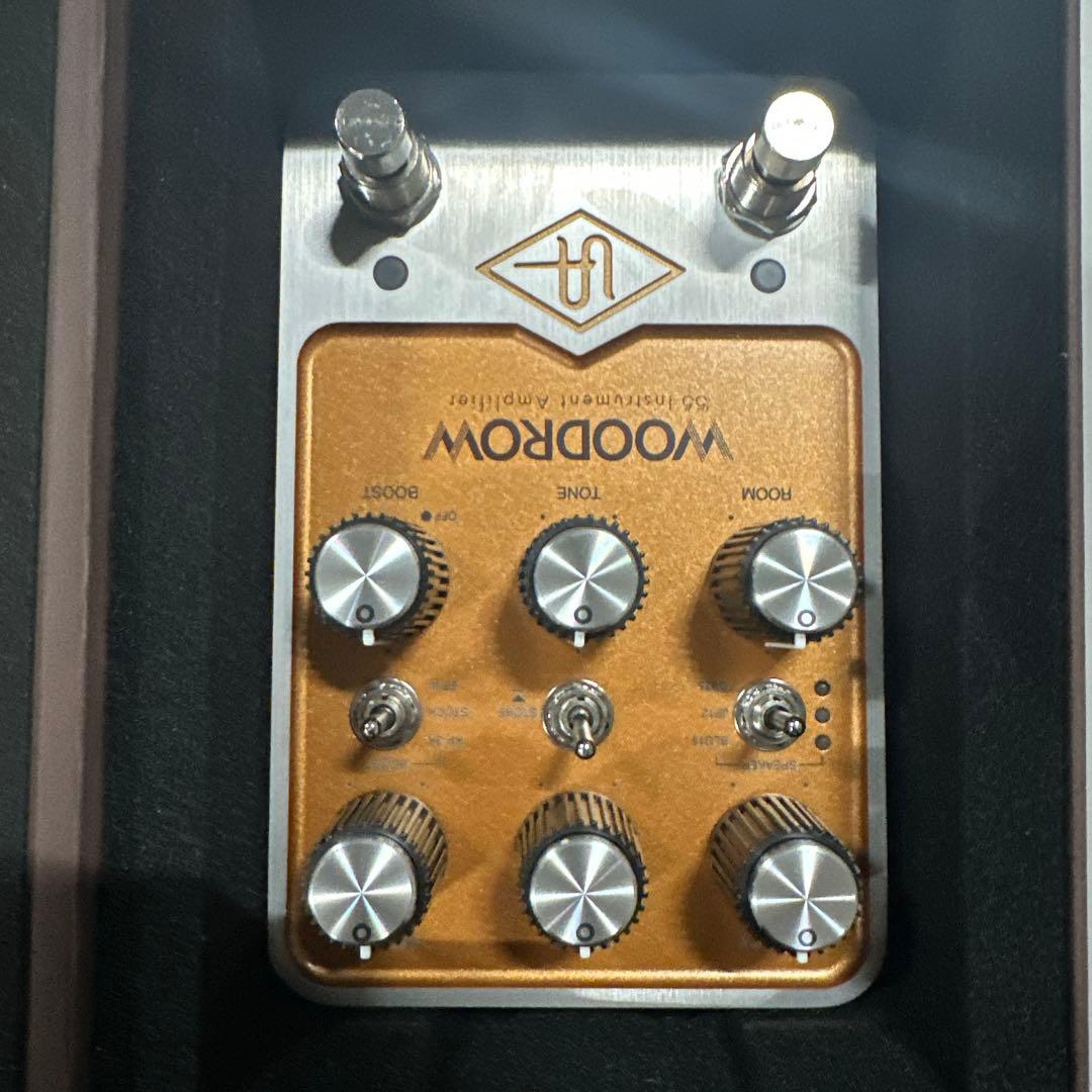 ギター UNIVERSAL AUDIO UAFX WOODROW