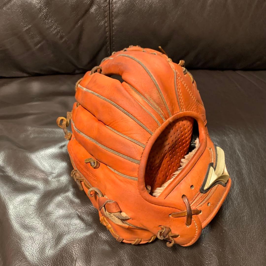 ミズノ　グローバルエリート　軟式内野用グローブ