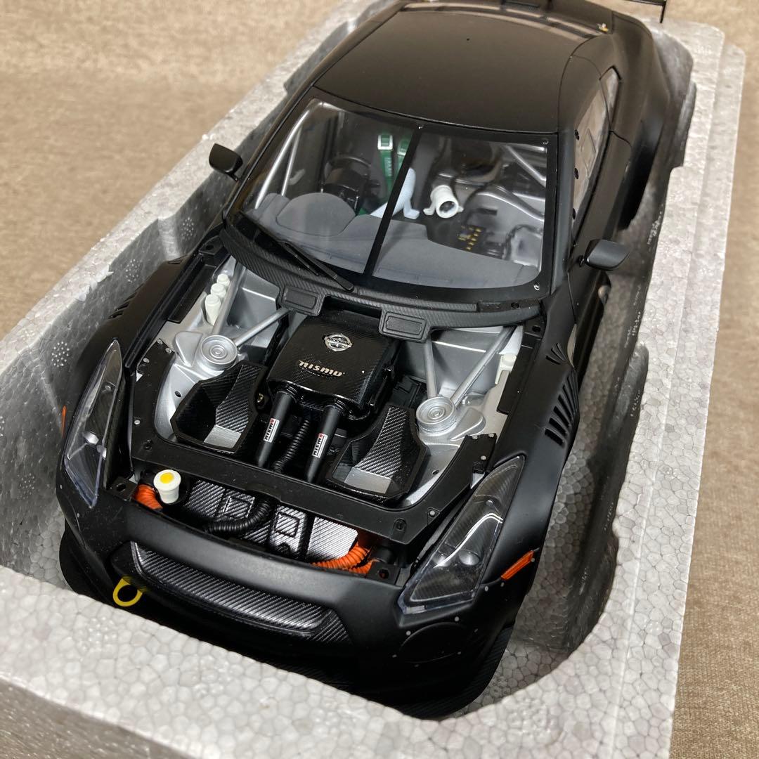 AUTOART NISSAN GT-R FIA GT1 1/18（62248