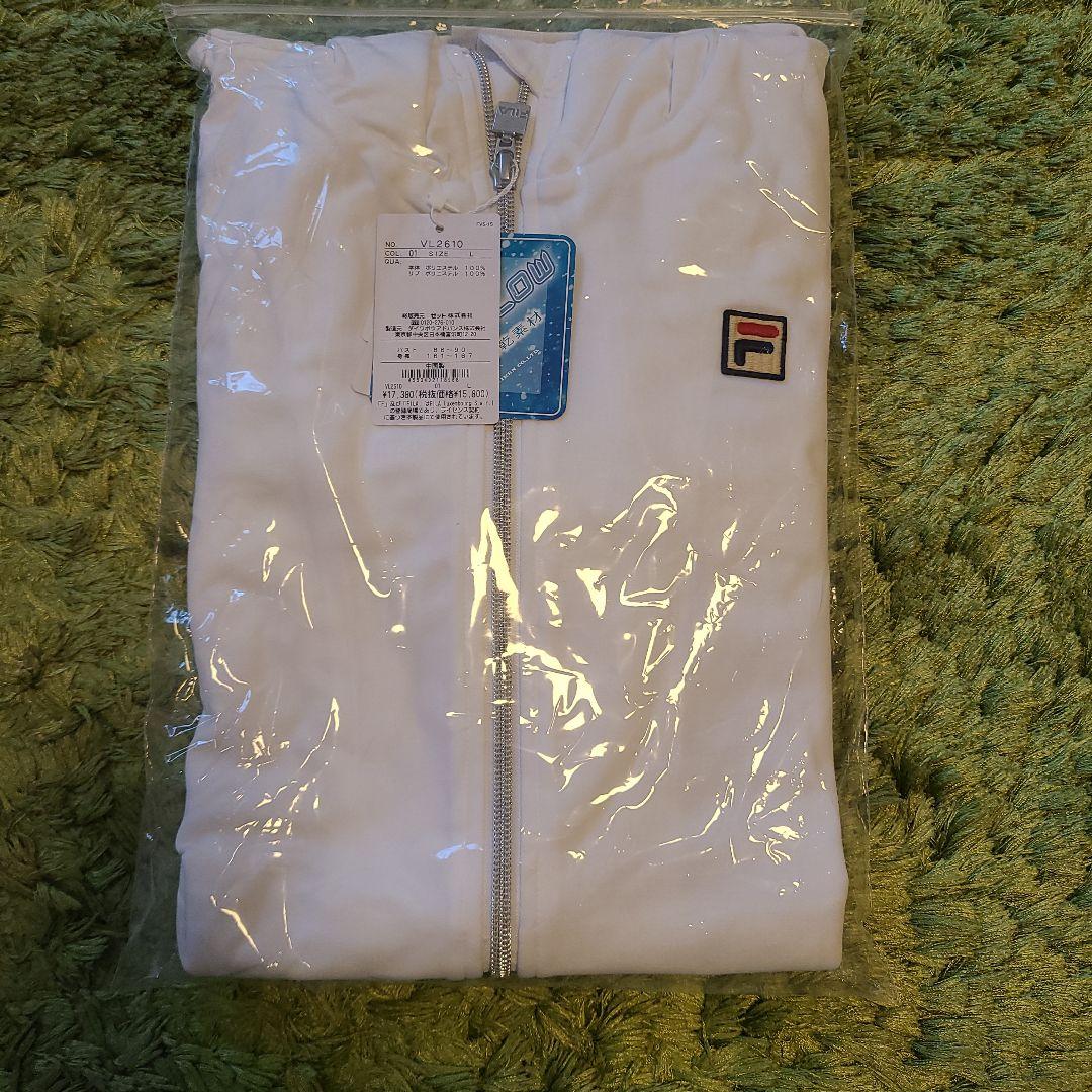 【新品】フィラジャケット　Lサイズ