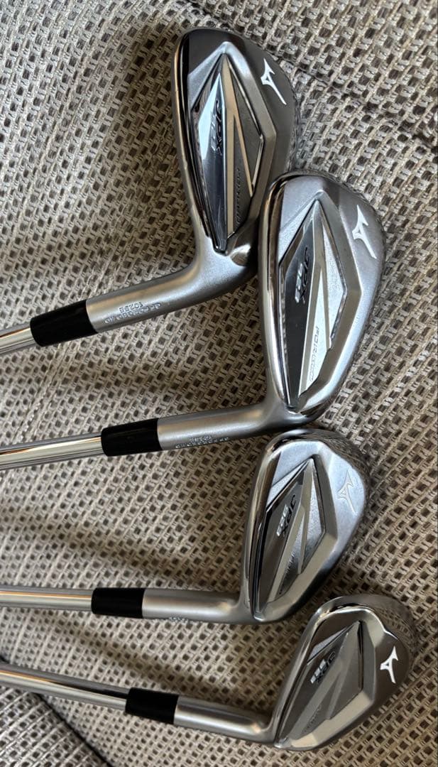 美品　Mizuno JPX923 アイアン4本セット　JPX 923
