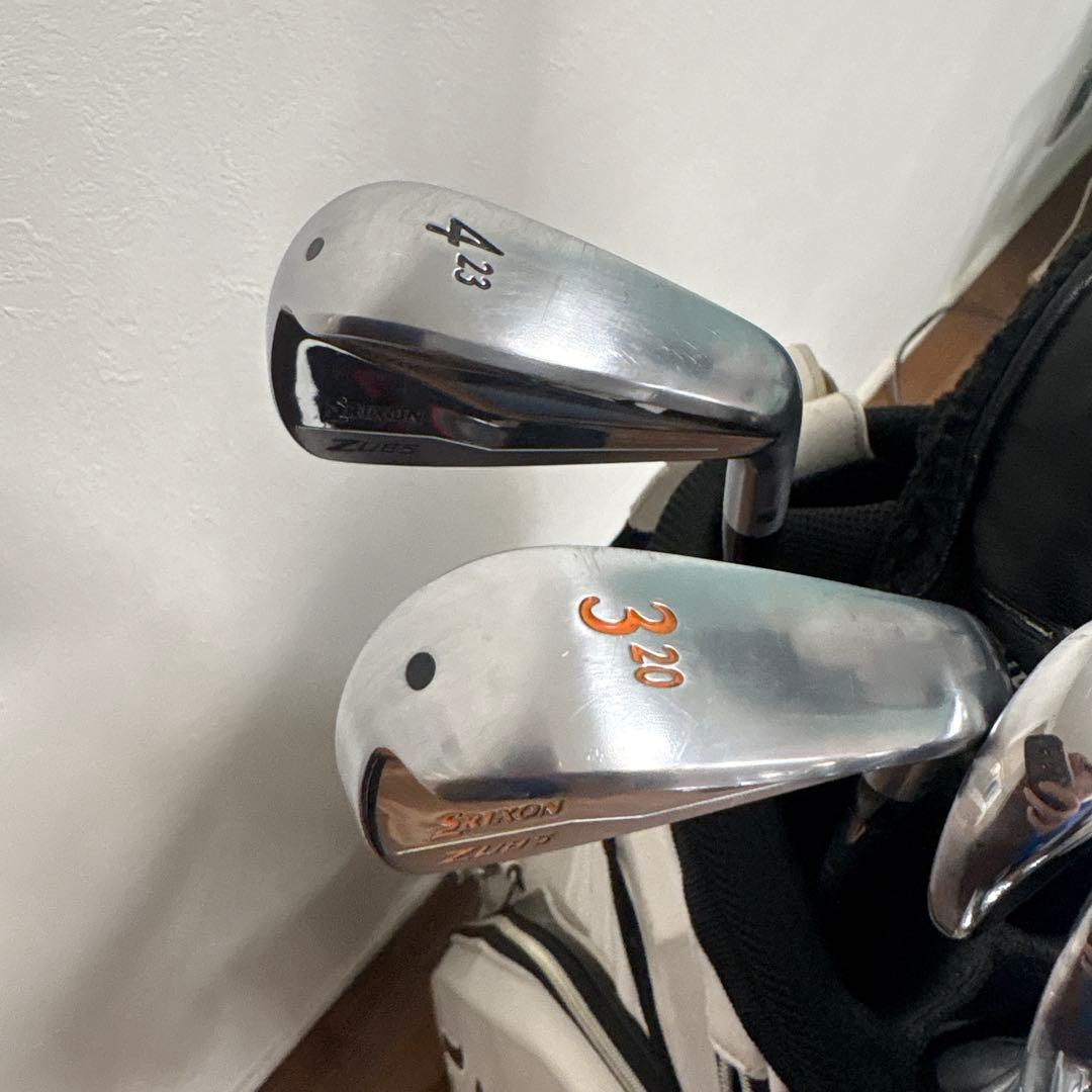 Titleist ホワイトキャディバッグ クラブ付き