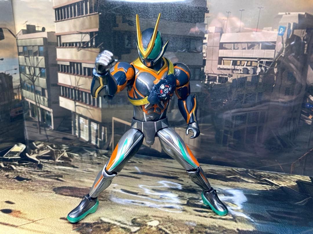 仮面ライダー アクションフィギュア　ゼッツ　カタストロム　塗装品