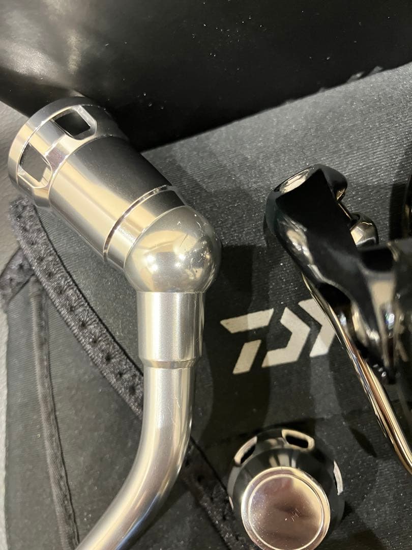 ダイワ10ソルティガ DAIWA SALTIGA 5000H スピニングリール