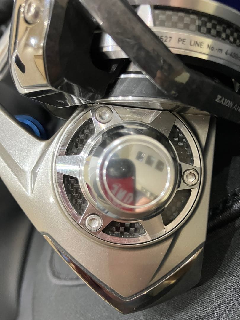 ダイワ10ソルティガ DAIWA SALTIGA 5000H スピニングリール