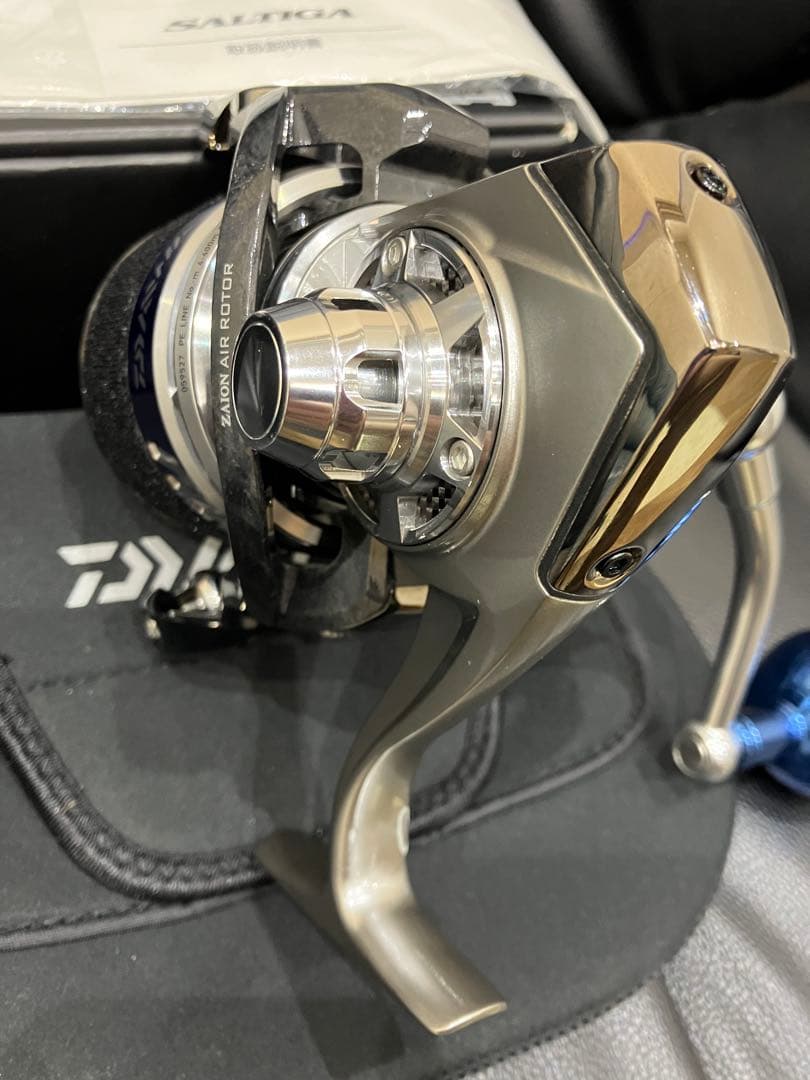 ダイワ10ソルティガ DAIWA SALTIGA 5000H スピニングリール