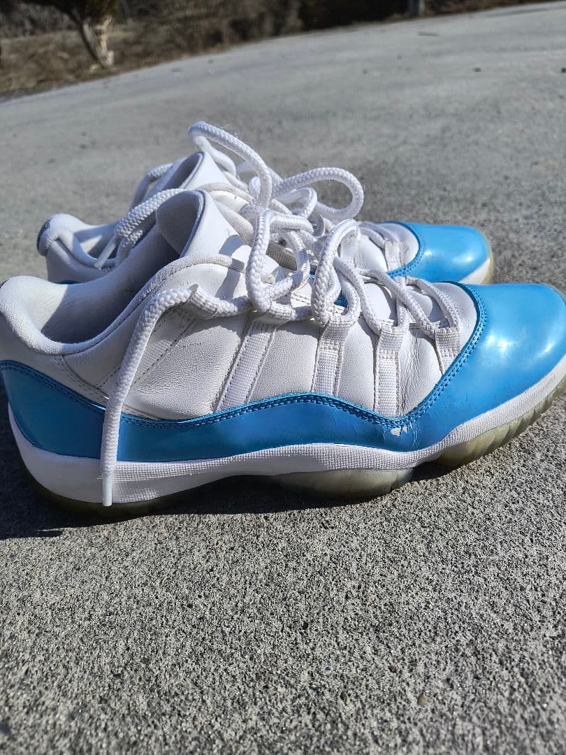 AirJordan11 low エアジョーダン 11 ロー 青/白