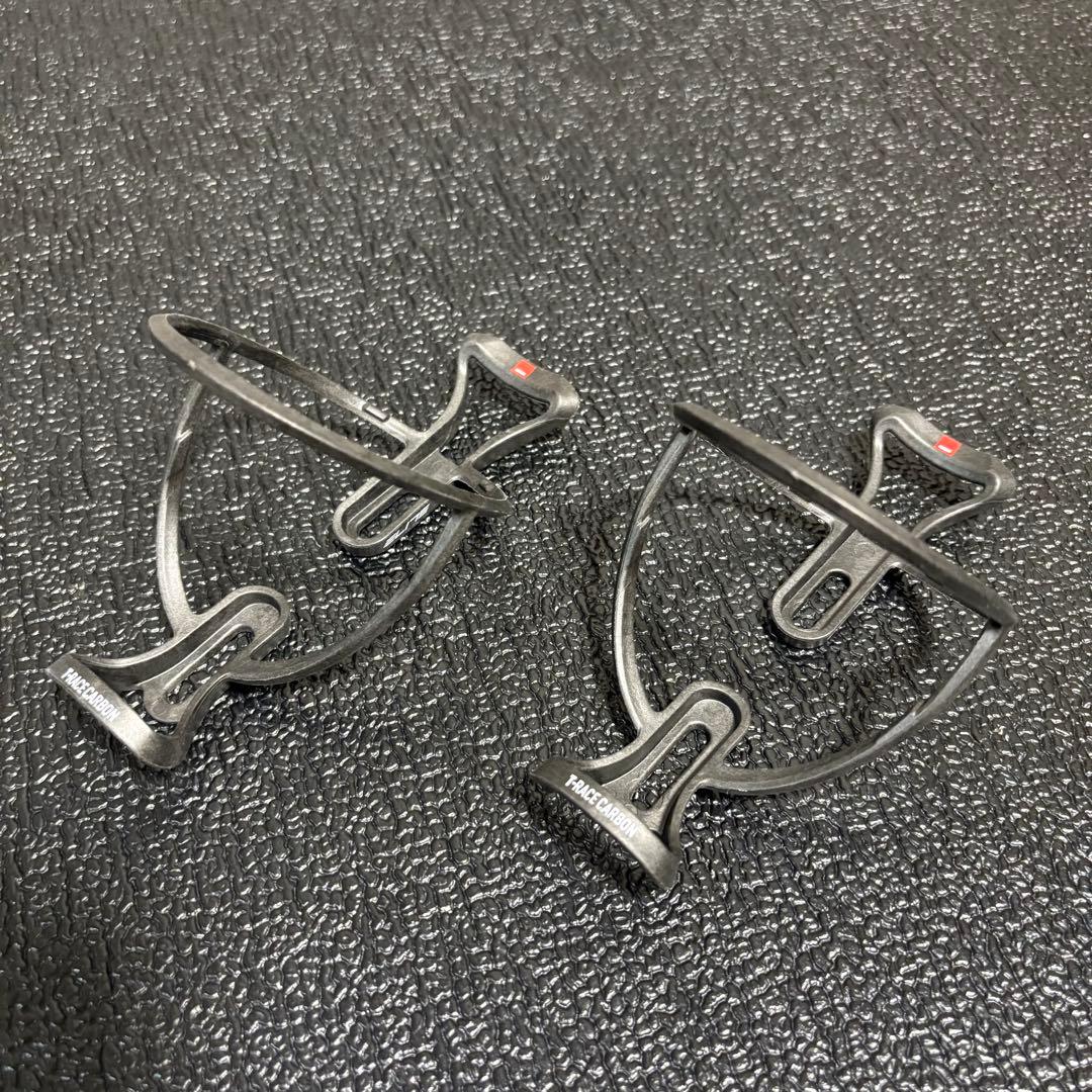 【美品】エリートElite Carbon T-Race ボトルケージ