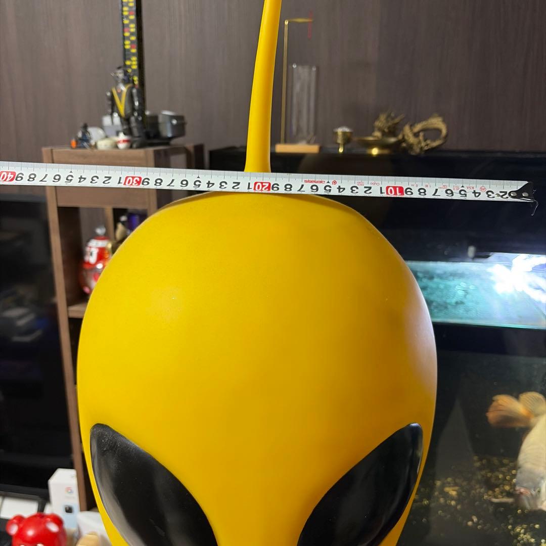 エイリアン型スタチュー 約150cm イエロー