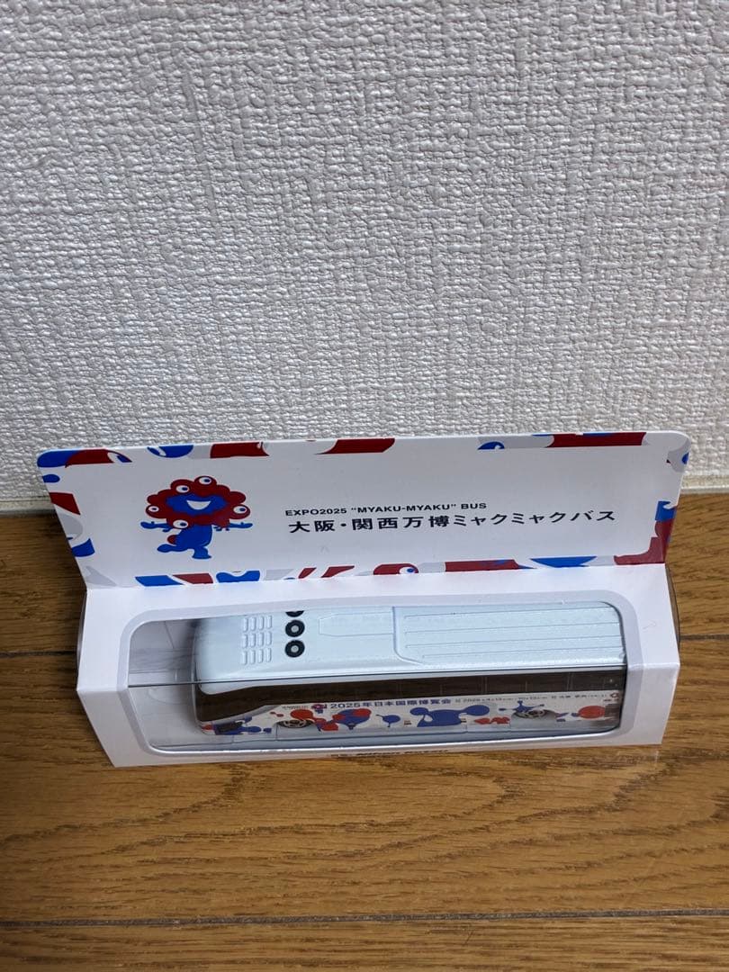 関西万博 ミャクミャク バス ミニカー トミカ EXPO