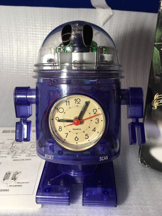 ロボットアラームクロック　Dancing Robot Alarm