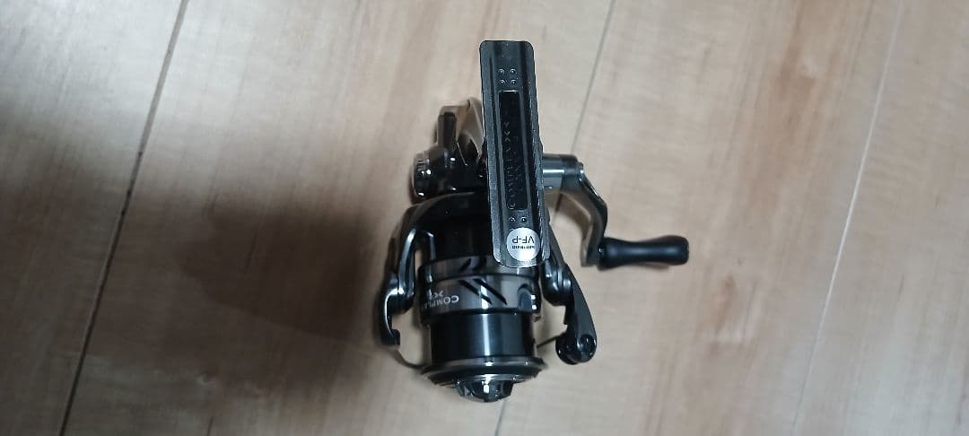 SHIMANO COMPLEX XR C2000H4 スピニングリール