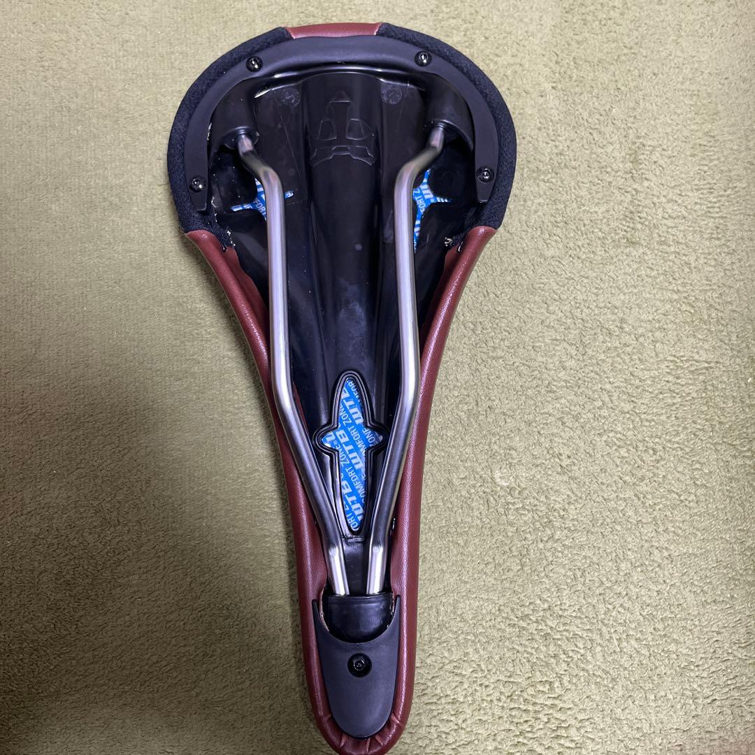 パーツ *WTB* silverado race saddle BL special