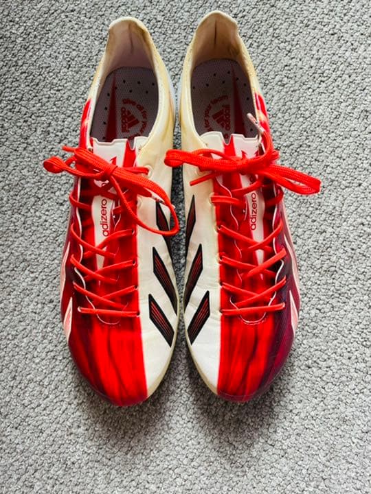 アディダスサッカースパイクシューズ F50 Adizero