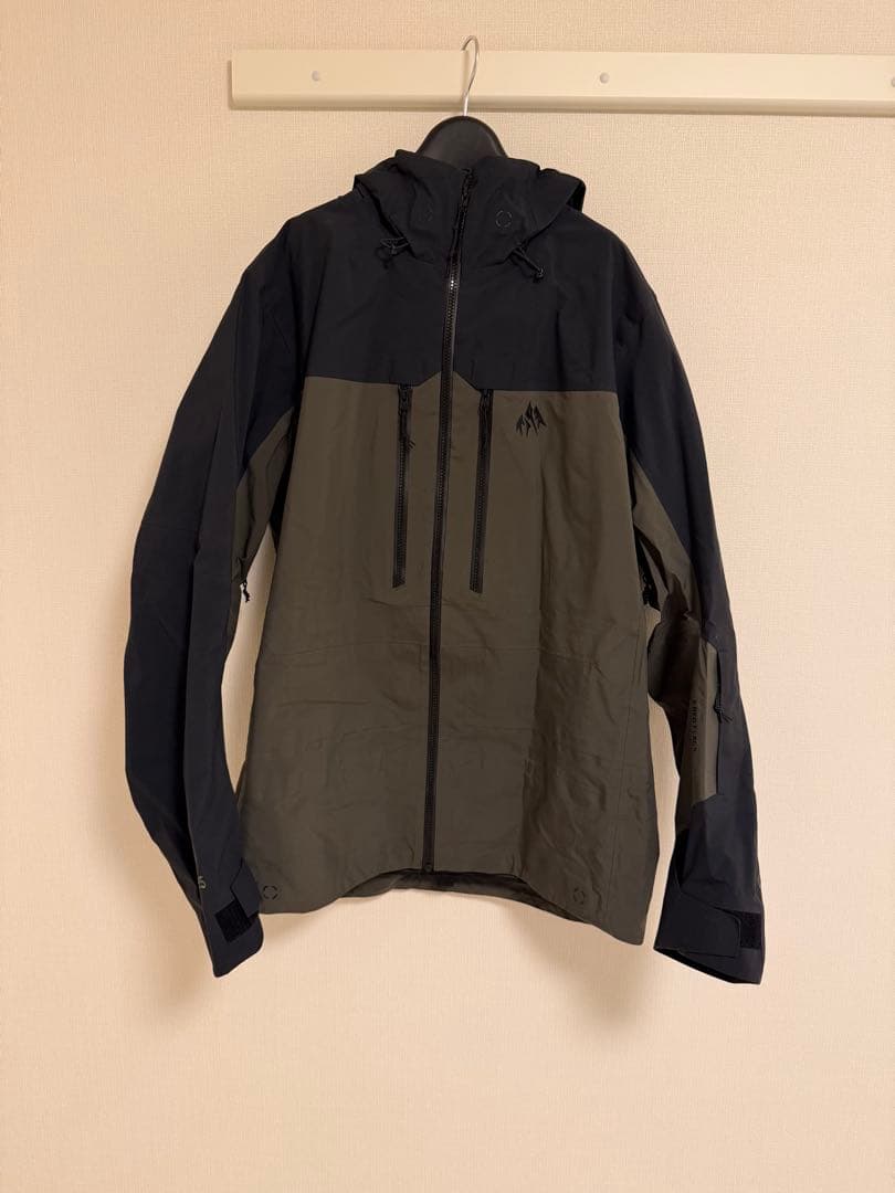 JONES スノーボードウェア　M　GORE-TEX Pro BC 1回使用