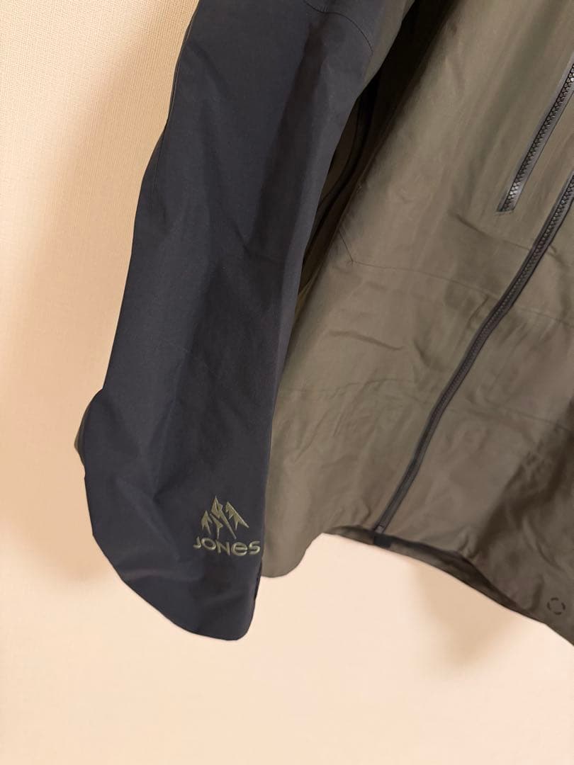 JONES スノーボードウェア　M　GORE-TEX Pro BC 1回使用