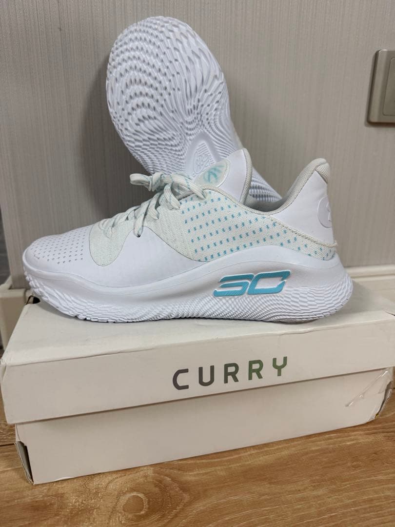 廃盤 Under Armour CURRY4 Low Flotroカリー NBA