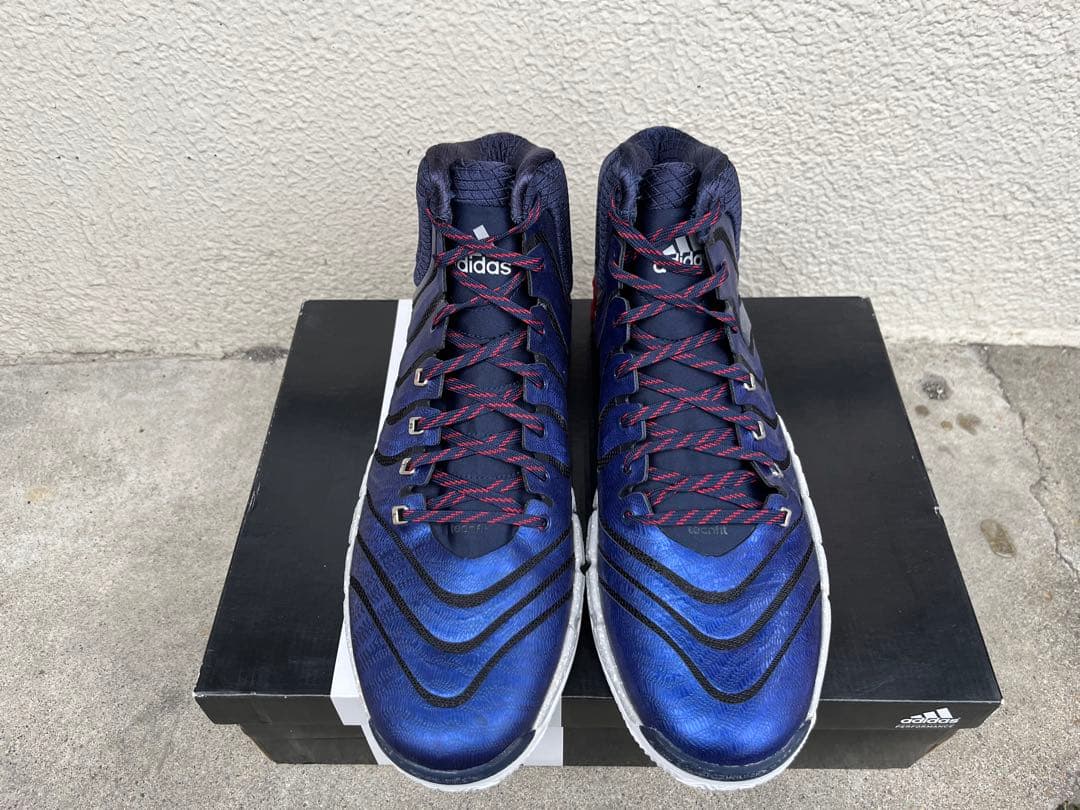 新品未使用 adidas crazyquick 2バッシュ スニーカー 33cm