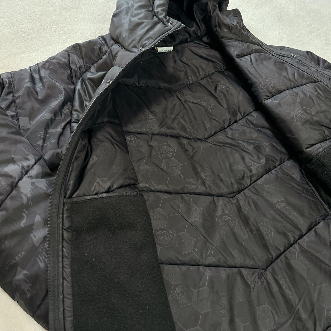 【美品】アスレタATHLETA フード付きロングベンチコートキッズ160黒カモ