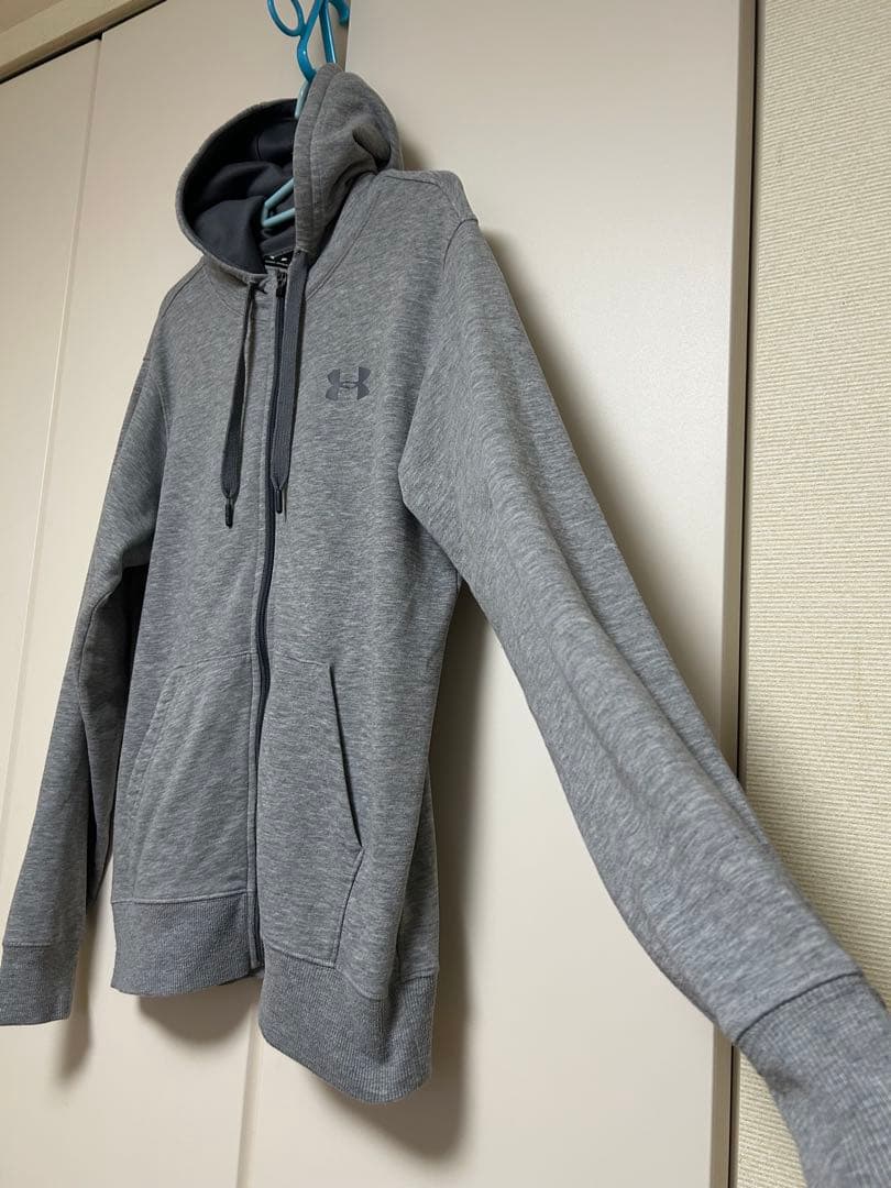 under armour ジャージセットアップ　グレー LG