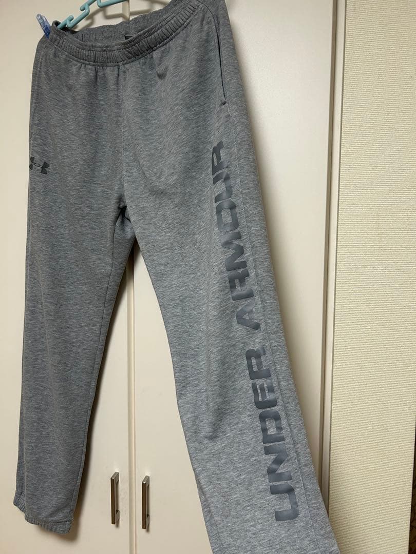 under armour ジャージセットアップ　グレー LG
