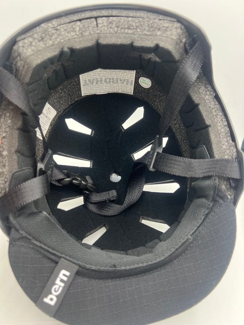 bern MACON 2.0 ヘルメット　ブラック　サイズXL